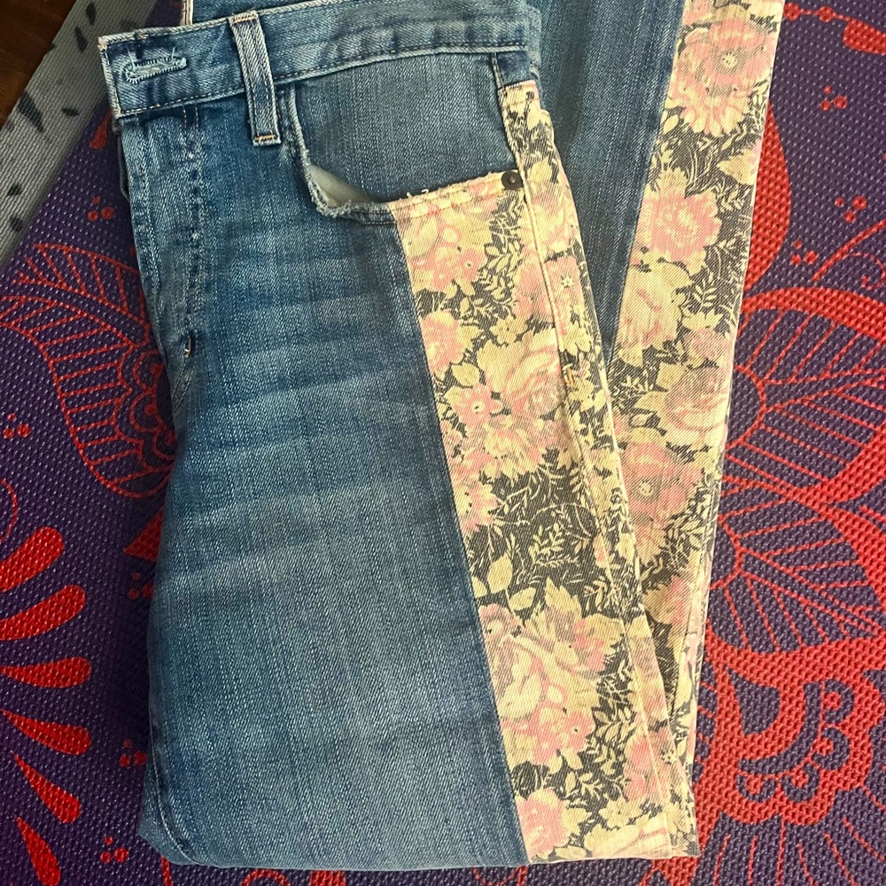 Current Elliot Cutoff Jeans